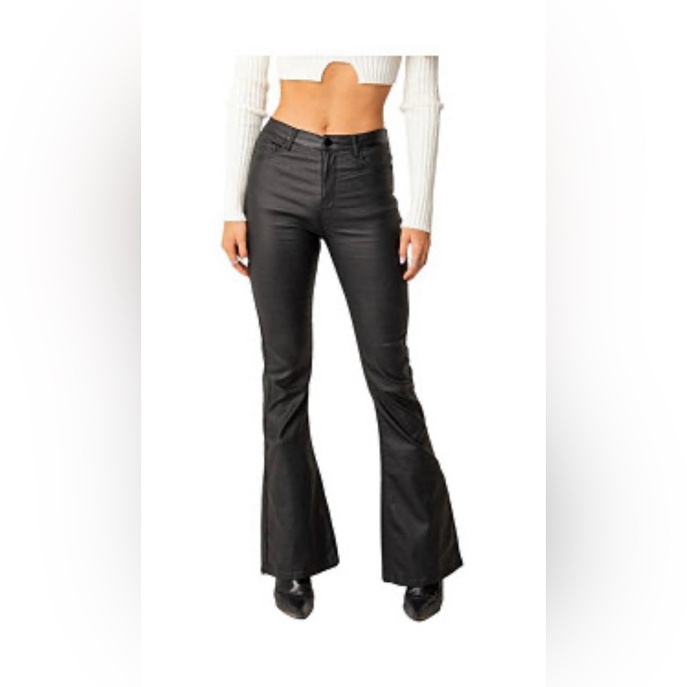 Edikted women’s faux leather flare leg jeans 5 pocket zip front black size small